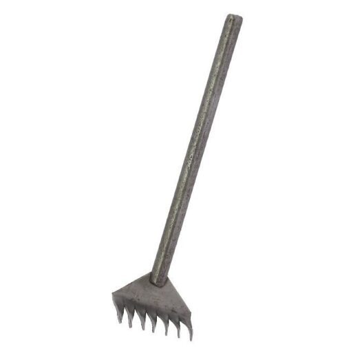 Herremienta rastrillo en metal